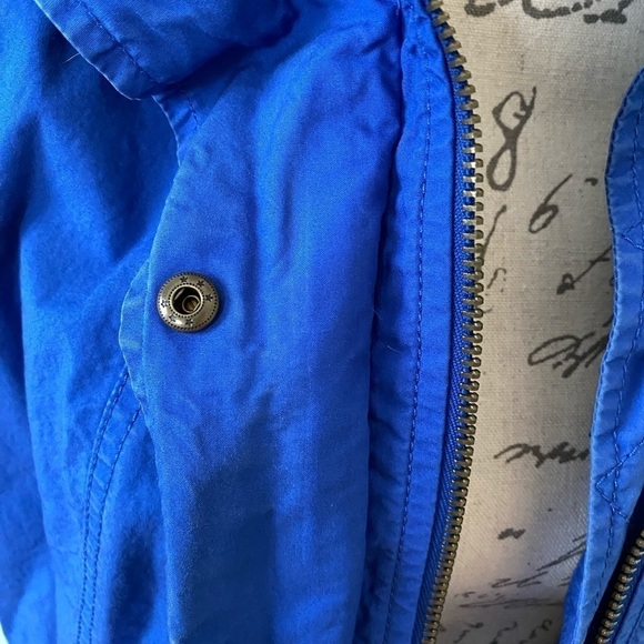 Women’s Banana Republic Distressed Blue Button up Jacket Size Large - Picture 7 of 12